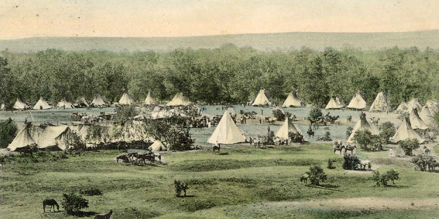 Vintage picture of a kwalk ineet settlement.