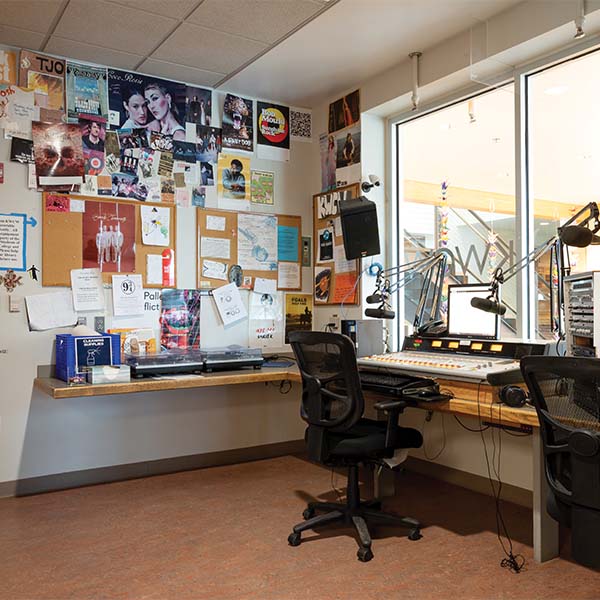 The studio of Whitman's KWCW radio station.