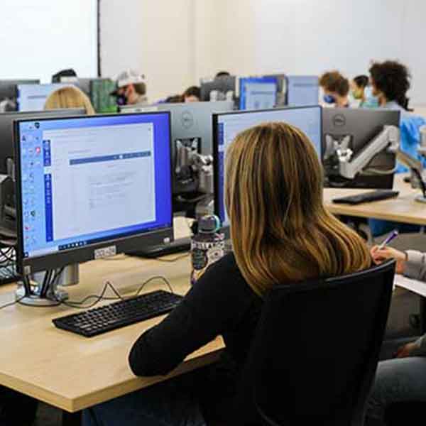 Whitman College students in a computer lab