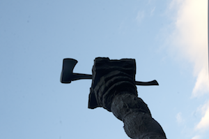 Jim Dine sculpture "Column with Ax and Rock" (1983)