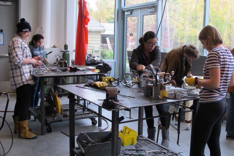 students in a sculpture course
