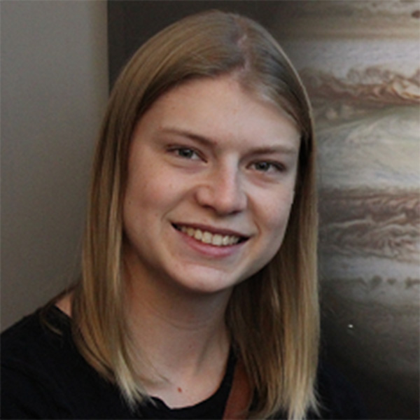 Emma Dahl ’15