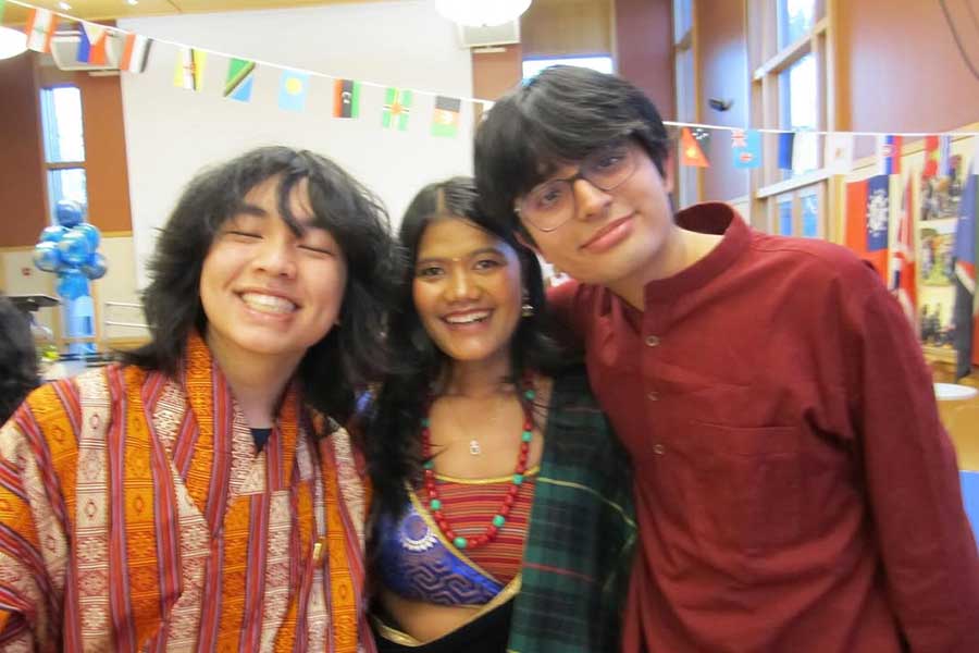 Pendhay Yeshay with friends on International Night