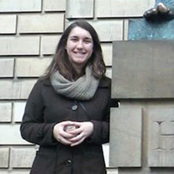 Gillian Gray ’17
