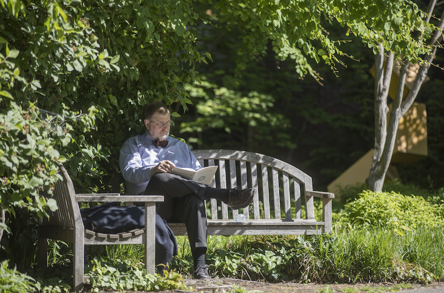 In the Commencement booklet, President Kathleen Murray praised federal judge and Whitman advocate James L. Robart ’69 for “the kind of thoughtfulness and fair-minded reasoning that is common among Whitman graduates.”
