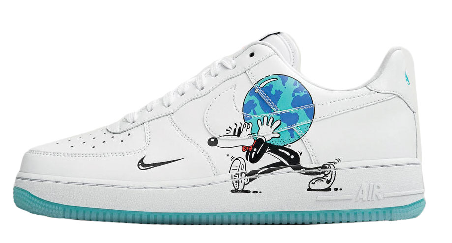 Nike shoe with a cartoon graphic 