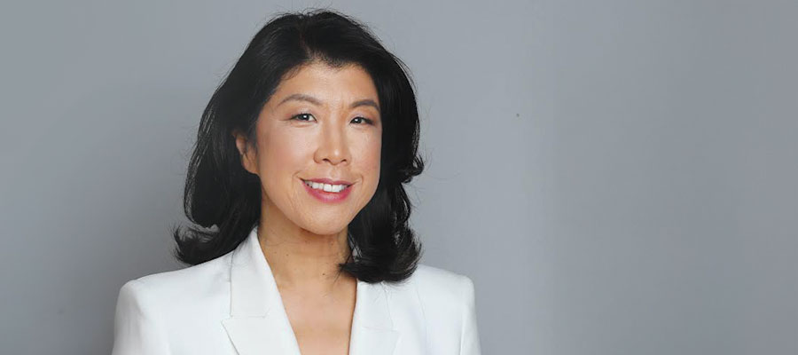Journalist Cecilia Kang ’94