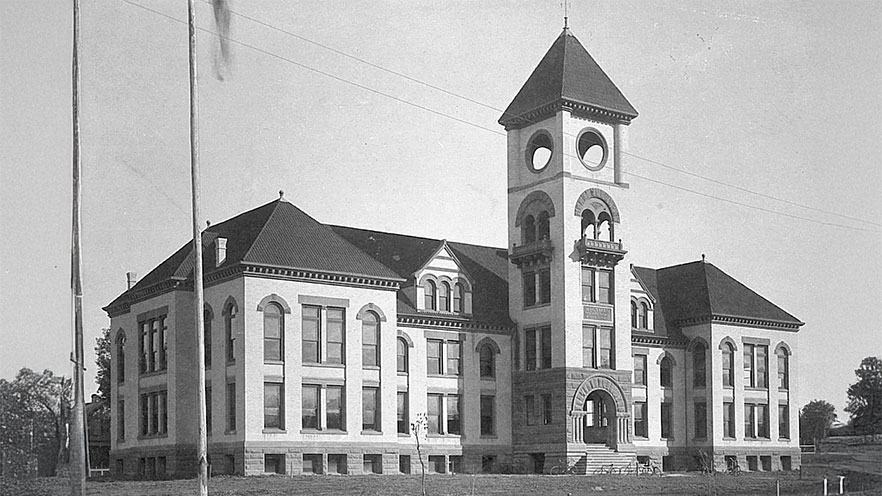 Whitman Memorial Building circa 1900.