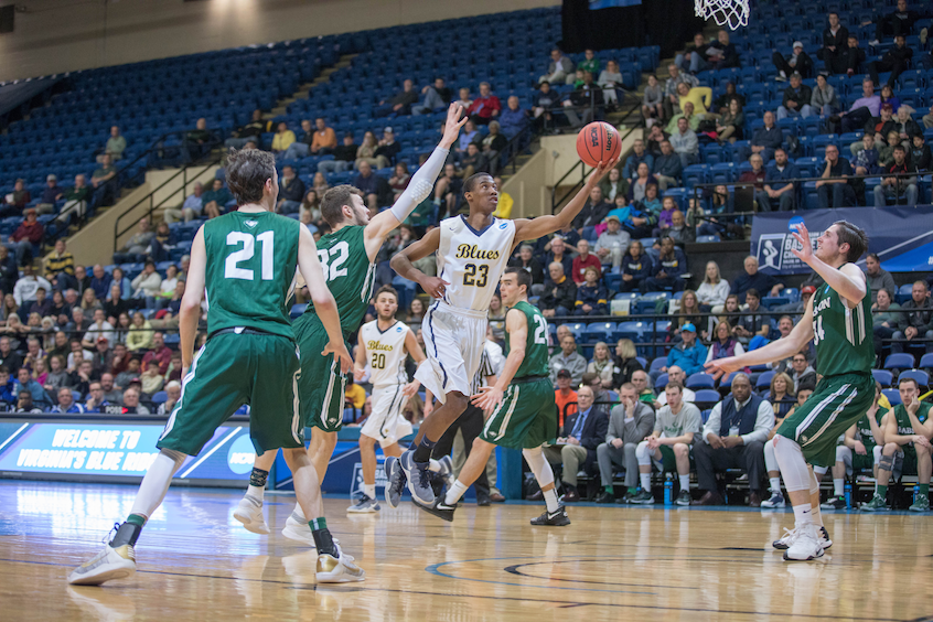 Tim Howell ’18, a guard who majors in sociology, led all Whitman scorers with 23 points.