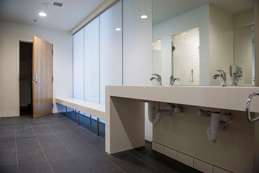 An interior image of a bathroom in Stanton Hall.