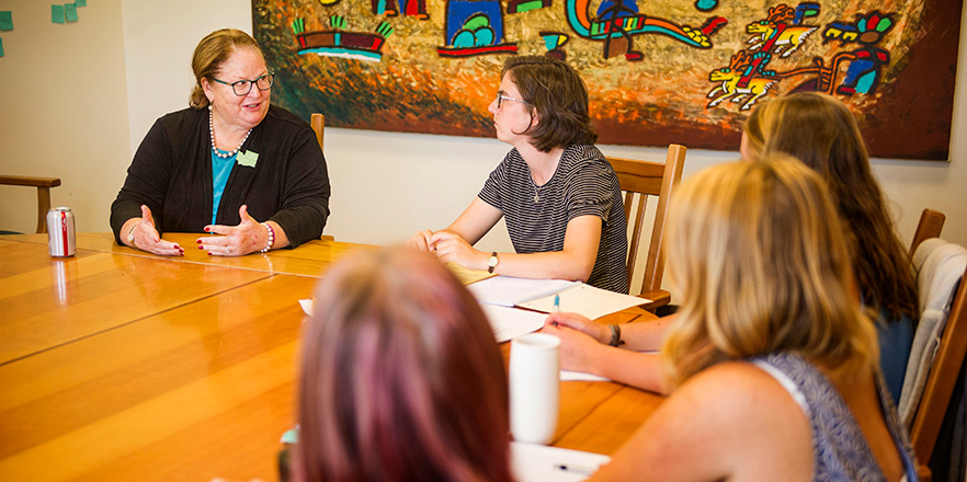 Chief Justice Mary E. Fairhurst (pictured, top left) answers the question “What motivates you?” posed by Whitman student Emily Rigsby ’20 (center). Fairhurst and her fellow justices on the Washington State Supreme Court gave professional and personal advice to students while sitting in on classes as part of a two-day visit to the college campus. Photo by Greg Lehman