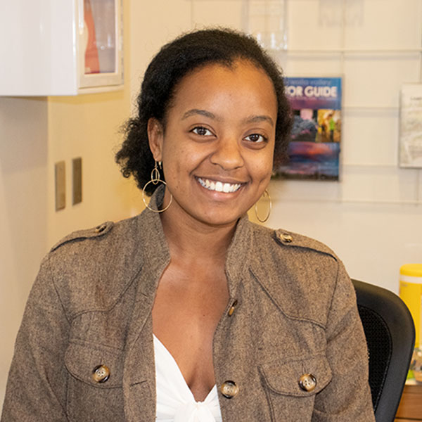 A portrait of Aisha Kimbrough