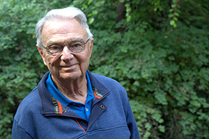 A portrait of Hal Hunt '55