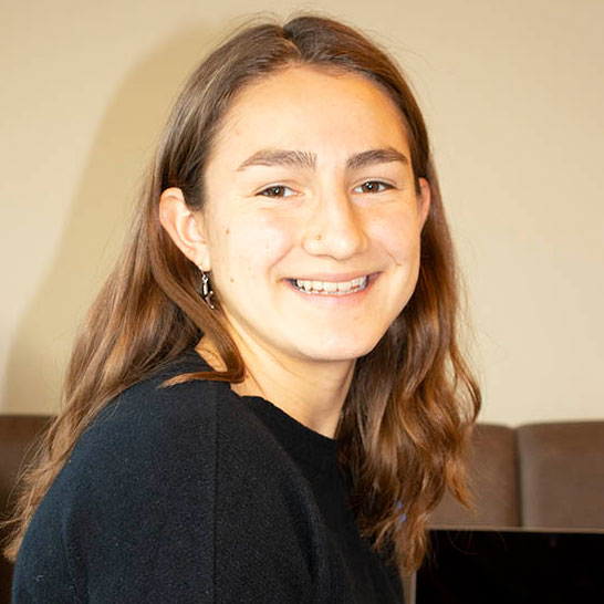 A portrait of student Lauren Meridoza