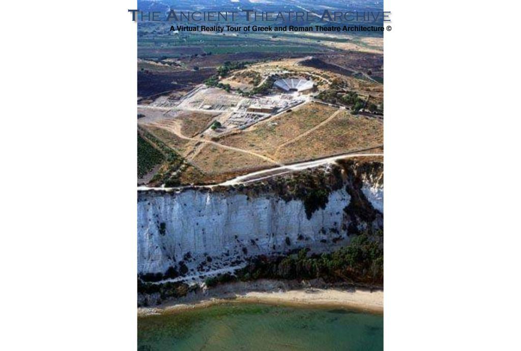 Ancient Heraclea is located on a white limestone promontory (Capo Bianco) on a  high vertical cliffs 75 meters above sealevel. Photo: Sofy Dora - Google Maps